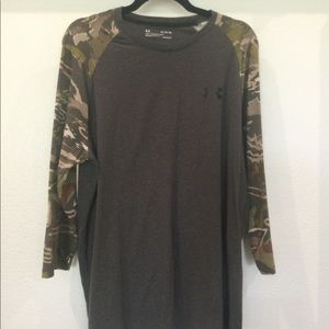 UnderArmour HeatGear 3/4 length cotton tee.